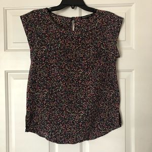 Women’s multicolored top